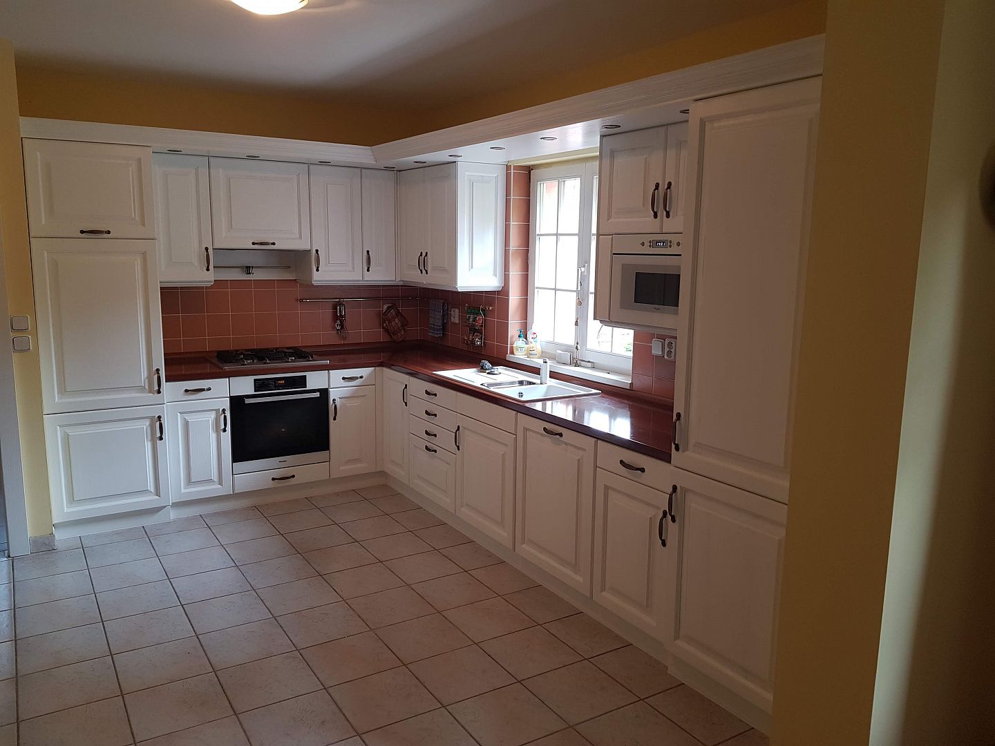 Kuchyně na míru - realizace 16