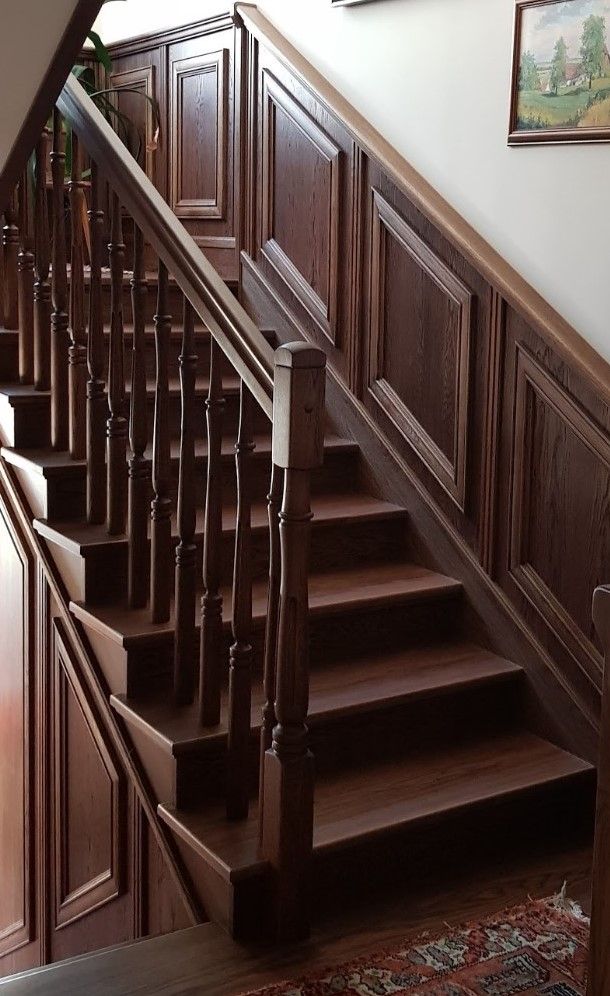 Rustikální schodiště z masivního dřeva