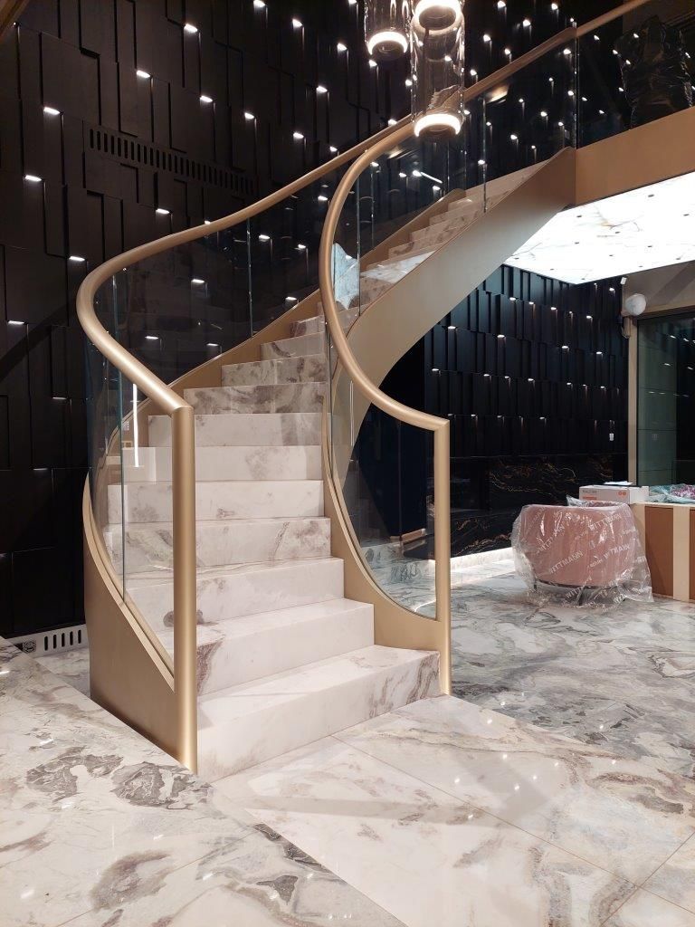 Celoskleněné zábradlí - realizace 3